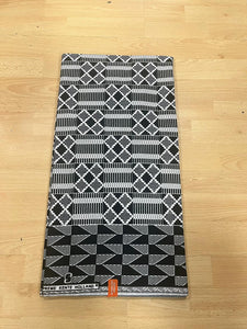 Black and White Kente Print Ankara - 6 Yards